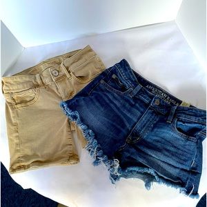 AMERICAN EAGLE OUTFITTERS JEAN SHORTS (2 PAIR)